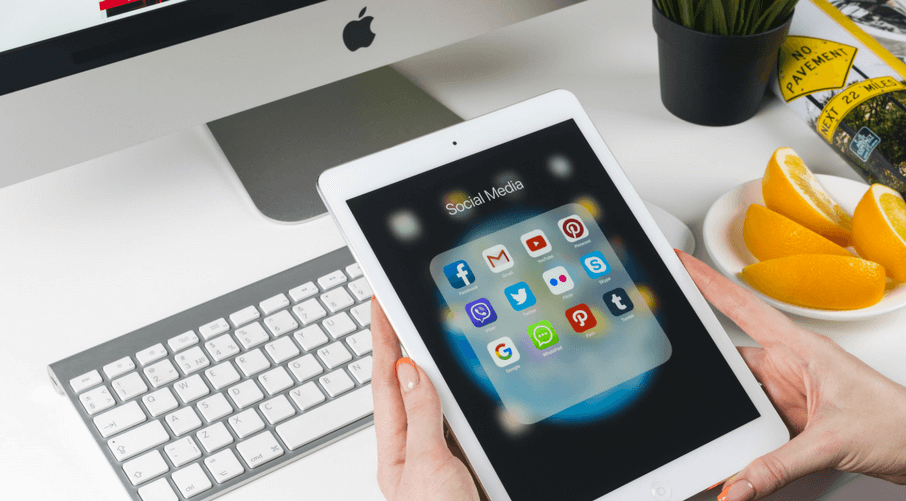 Which One to Choose: Native Apps or Progressive Web Apps?
